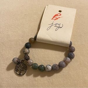 Elegant Green and Gray Beaded Bracelet